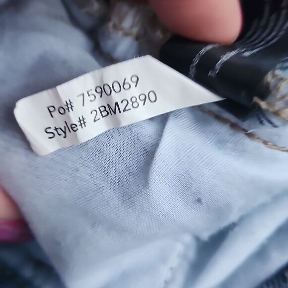 Boston Proper Embellished Light Blue Wash Denim Jean Shorts, 2 - Picture 6 of 6